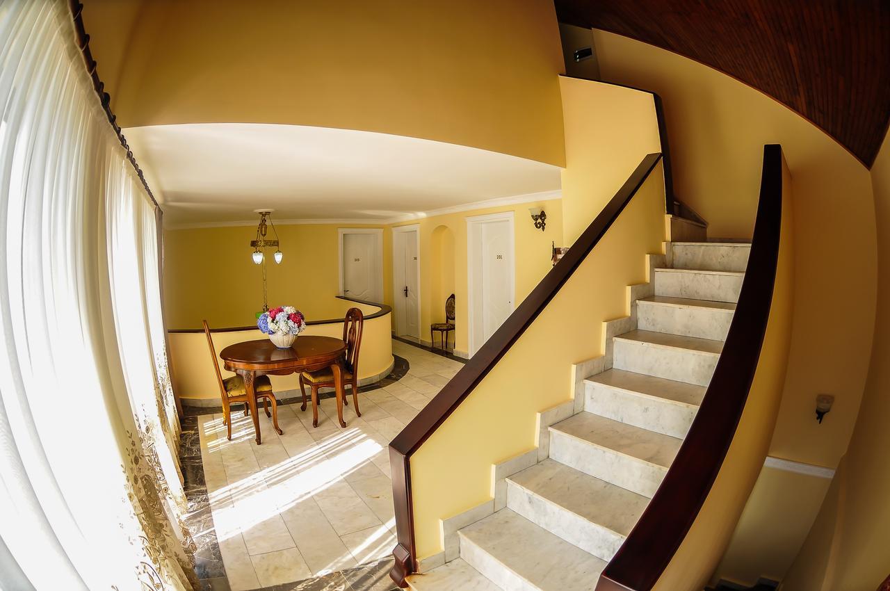 Hotel Tramonto Chakvi Exterior foto